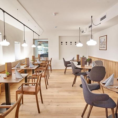 Hotel Maxlhaid Вельс Экстерьер фото